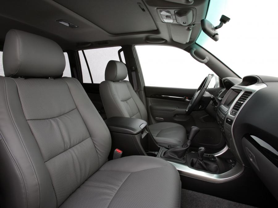 Toyota Land Cruiser Prado 120 5-Door 2007 года  (фото 18 из 22)